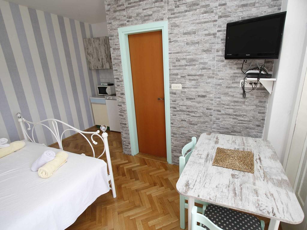 Apartments Srdjan Makarska Zewnętrze zdjęcie